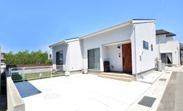 ご夫婦とワンちゃんが暮らす住み心地のいい平屋住宅♪